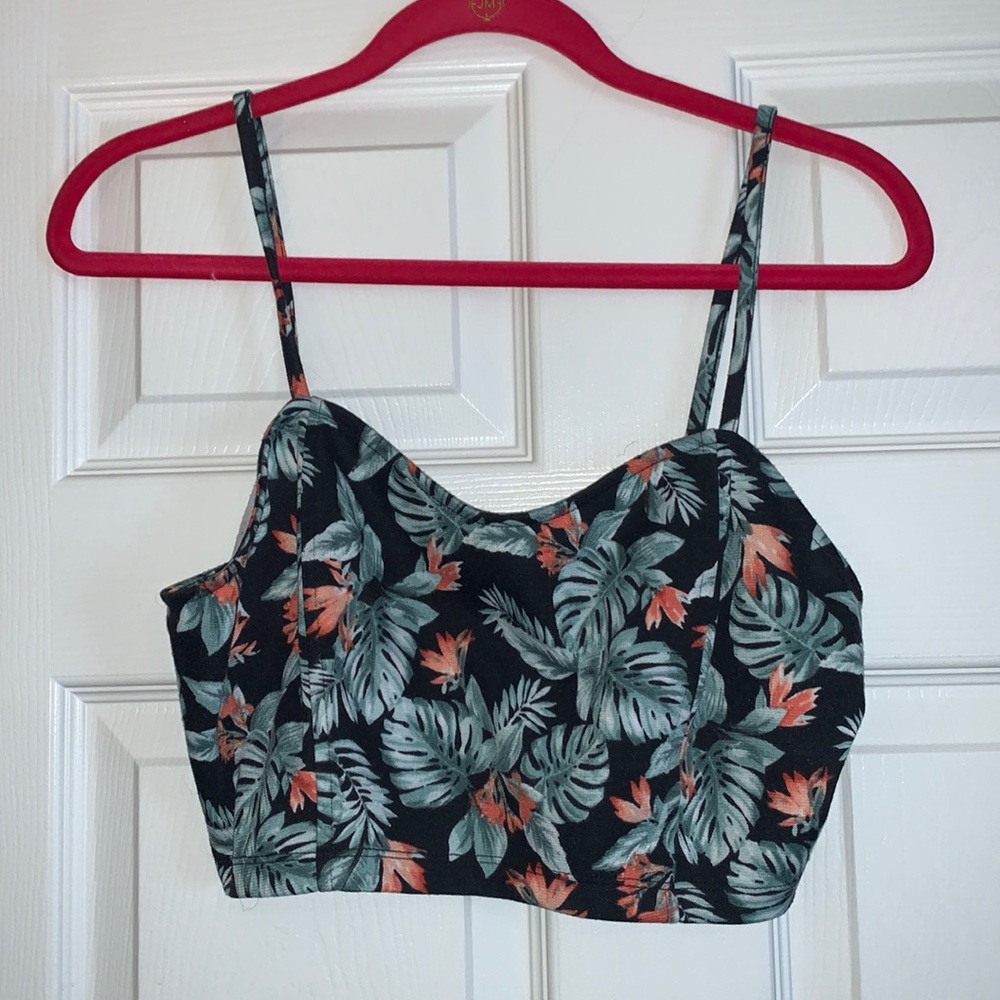 Forever 21 tropical print crop top